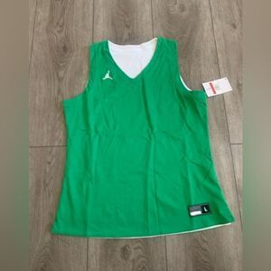 Jordan woman’s size L basketball practice tank top double sided use